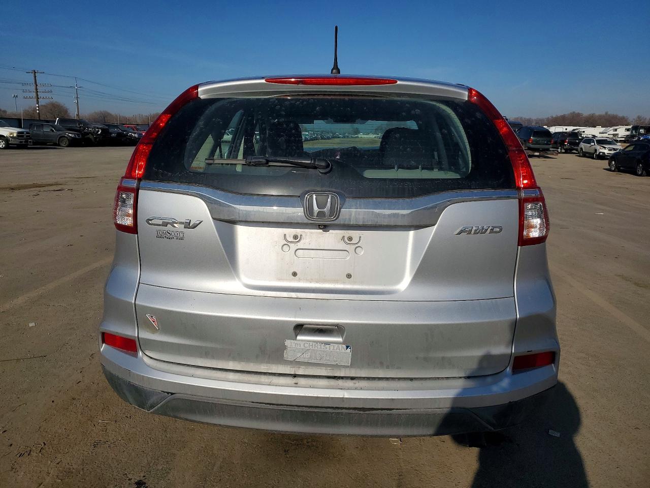 2015 HONDA CR-V LX photo 11