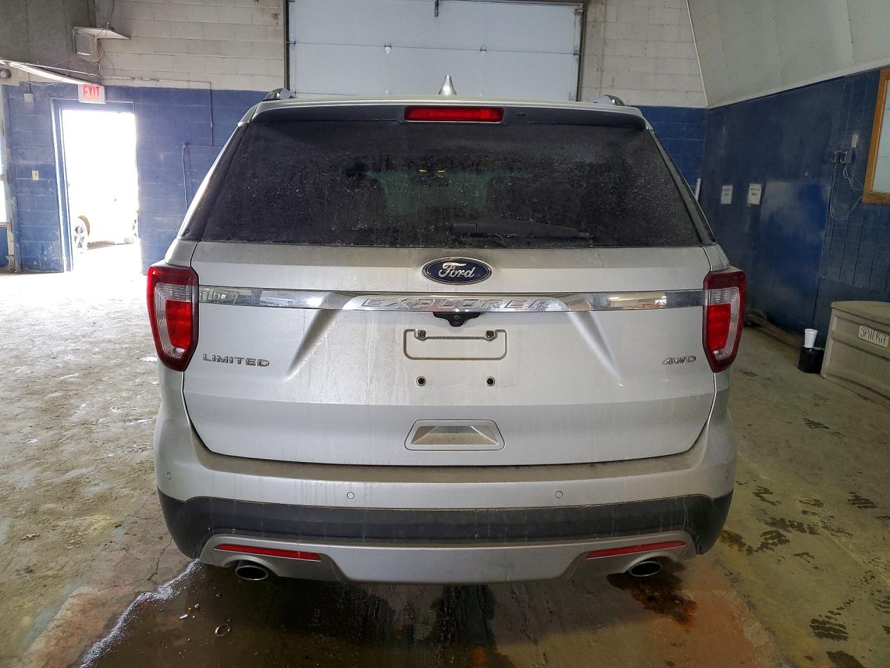 2017 FORD EXPLORER LIMITED photo 6