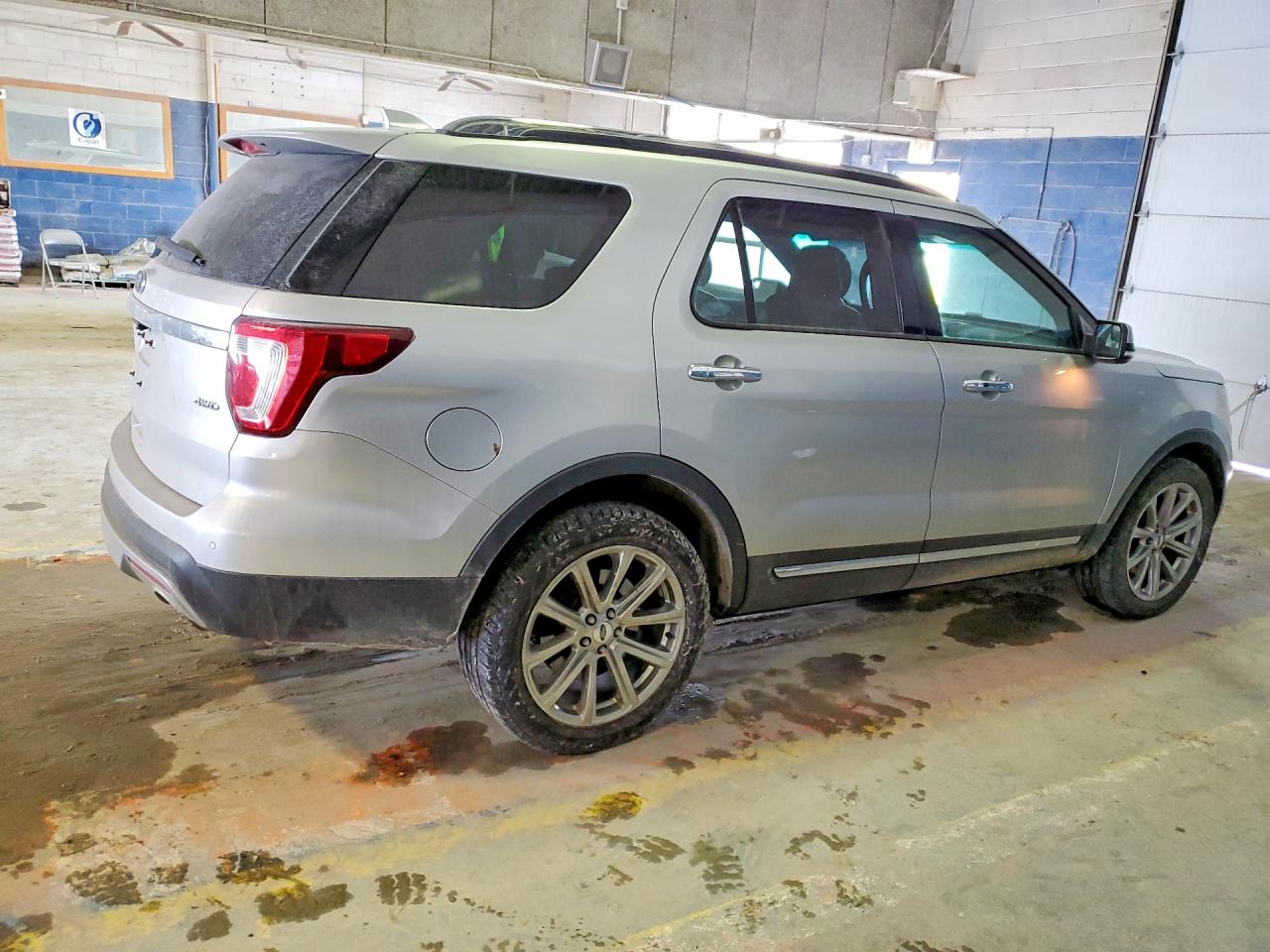 2017 FORD EXPLORER LIMITED photo 3
