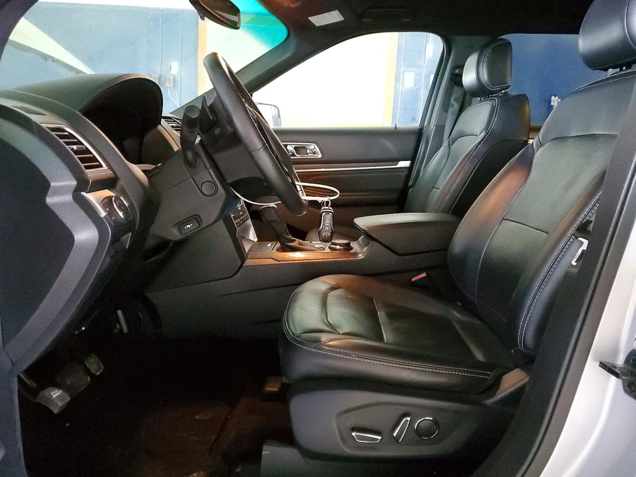 2017 FORD EXPLORER LIMITED photo 7