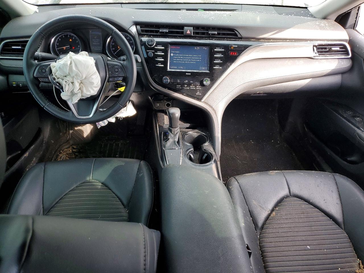 2020 TOYOTA CAMRY SE photo 22