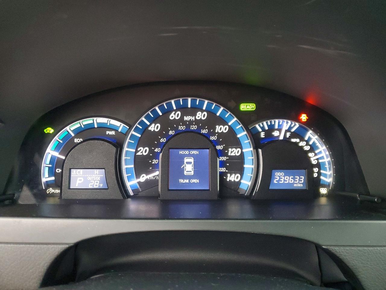 2012 TOYOTA CAMRY HYBRID photo 9