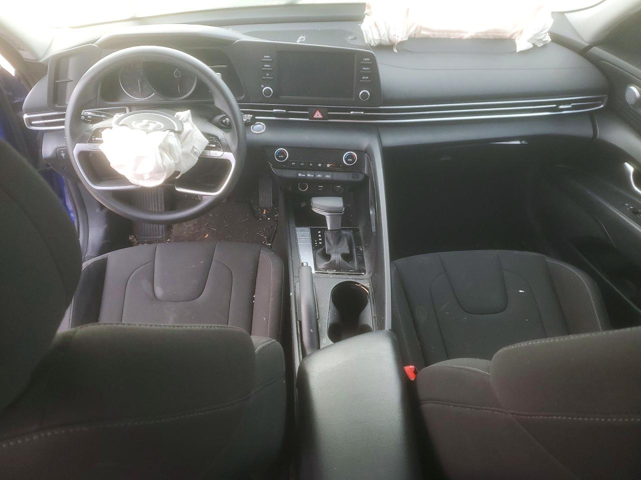 2023 HYUNDAI ELANTRA SEL photo 15