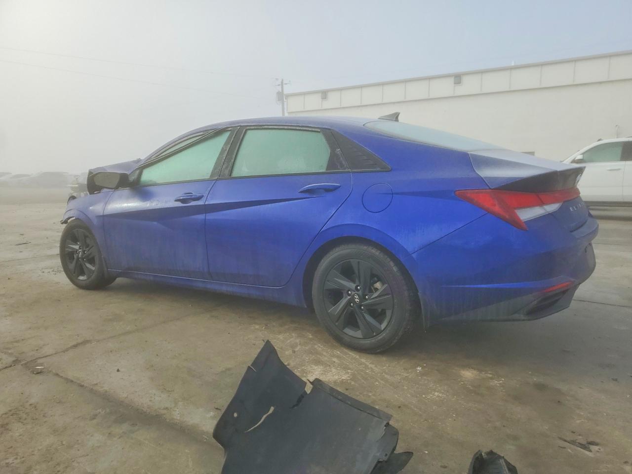 2023 HYUNDAI ELANTRA SEL photo 3