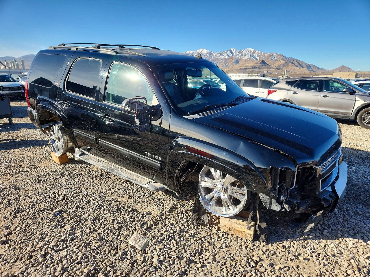2011 CHEVROLET TAHOE K1500 LT photo 4