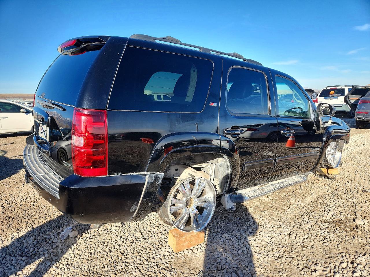 2011 CHEVROLET TAHOE K1500 LT photo 3