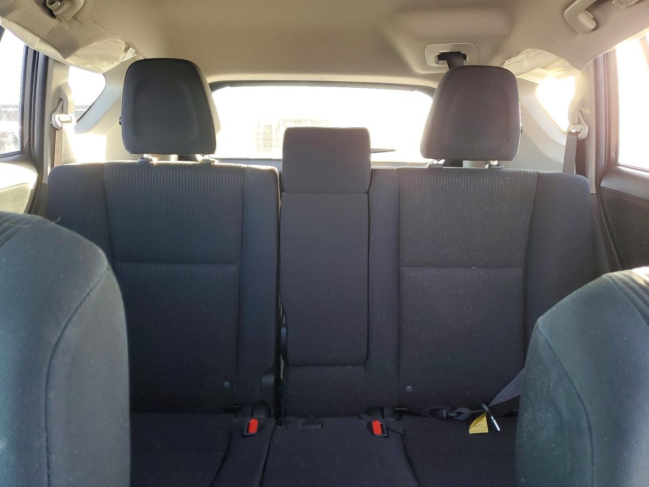 2018 TOYOTA RAV4 LE photo 10