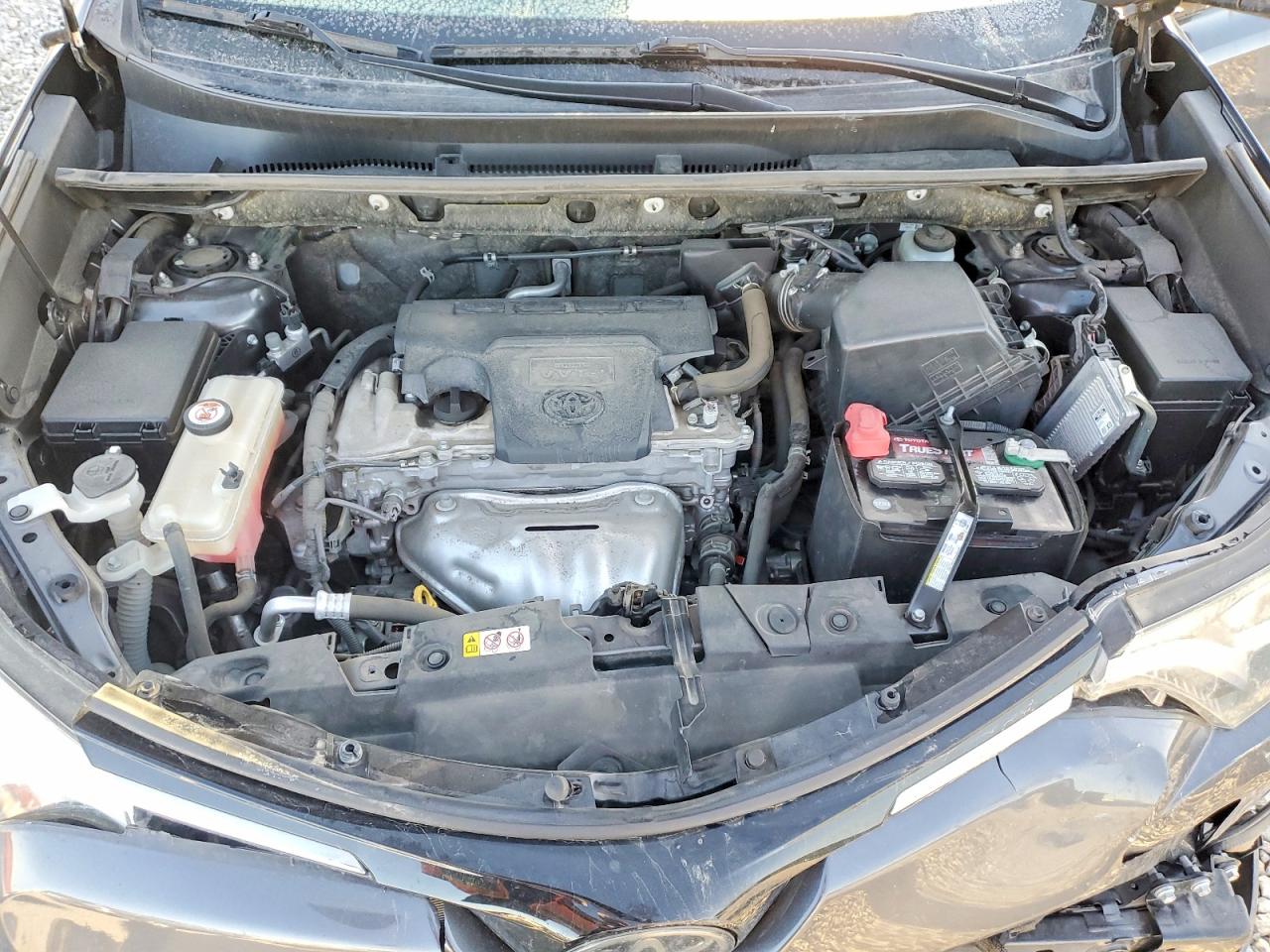 2018 TOYOTA RAV4 LE photo 12