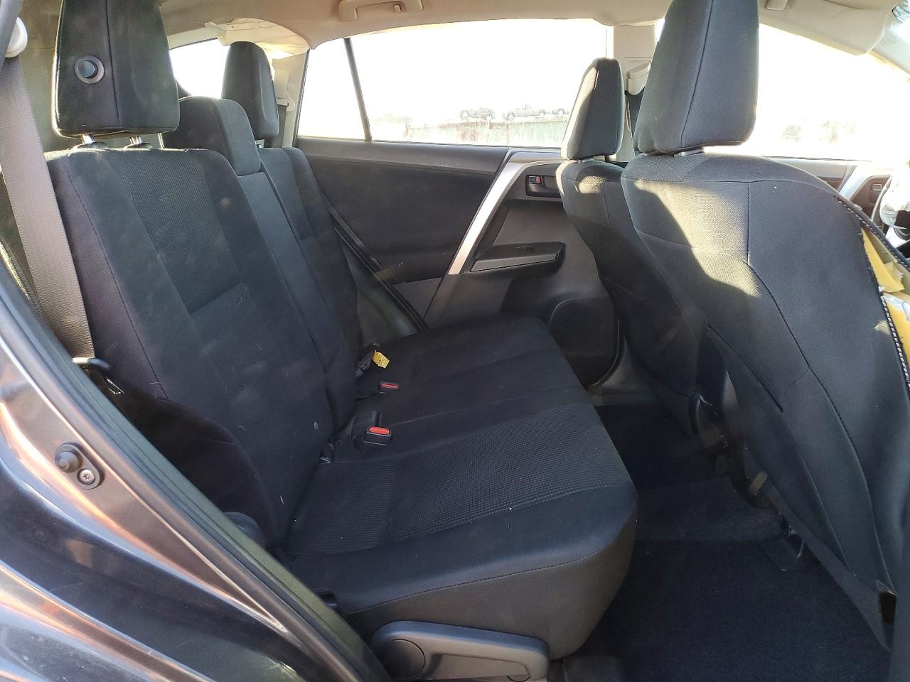 2018 TOYOTA RAV4 LE photo 11