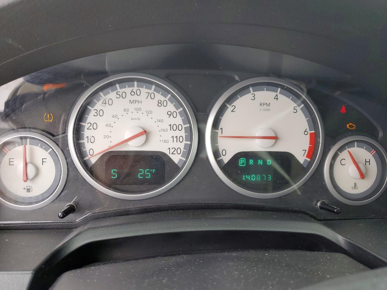 2010 DODGE GRAND CARAVAN SXT photo 9