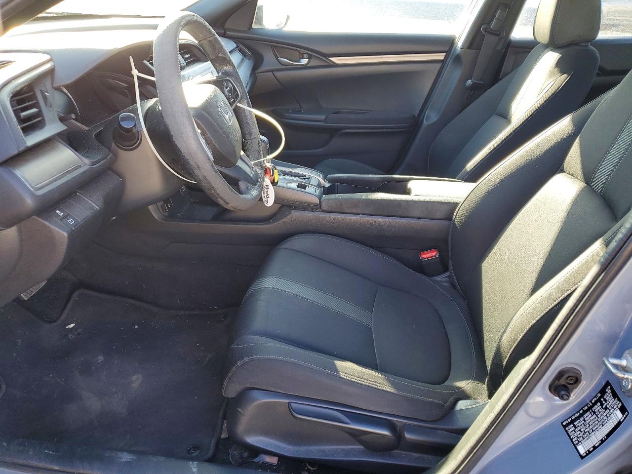 2017 HONDA CIVIC LX photo 19