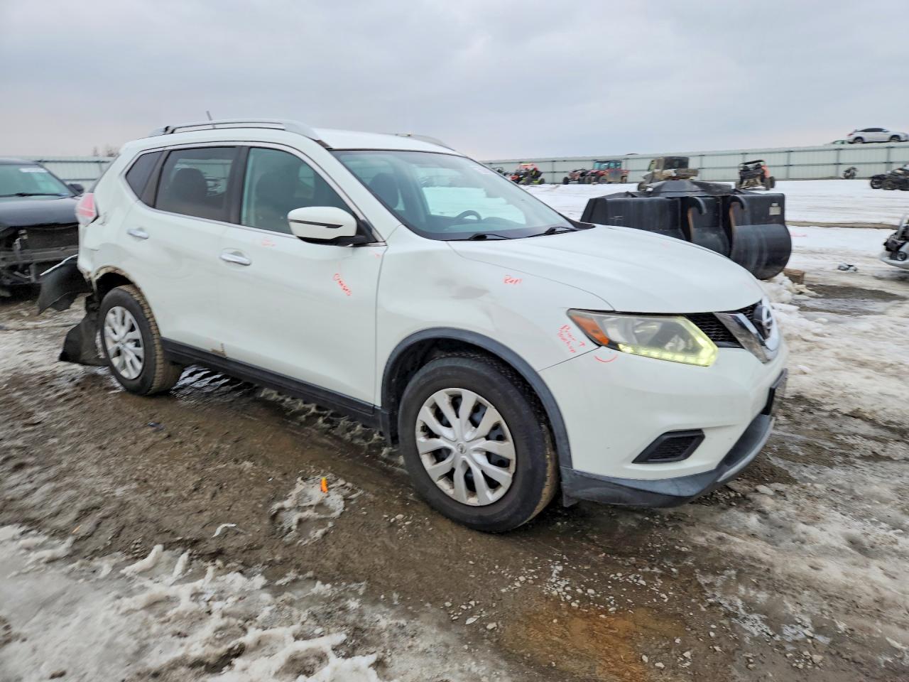 2016 NISSAN ROGUE S photo 4