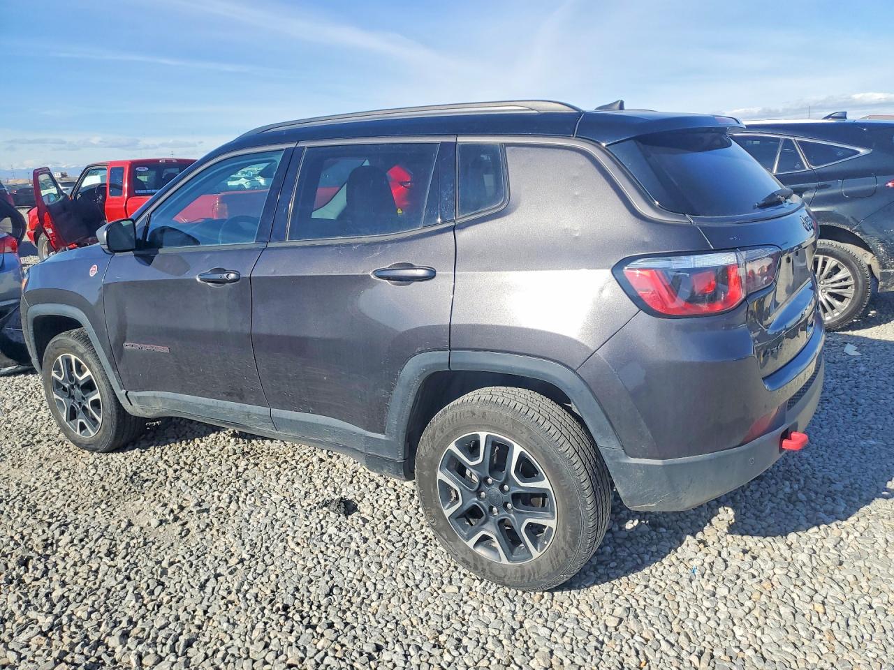 2019 JEEP COMPASS TRAILHAWK photo 3
