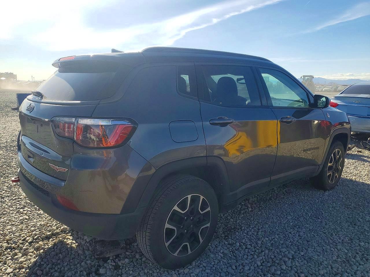 2019 JEEP COMPASS TRAILHAWK photo 5