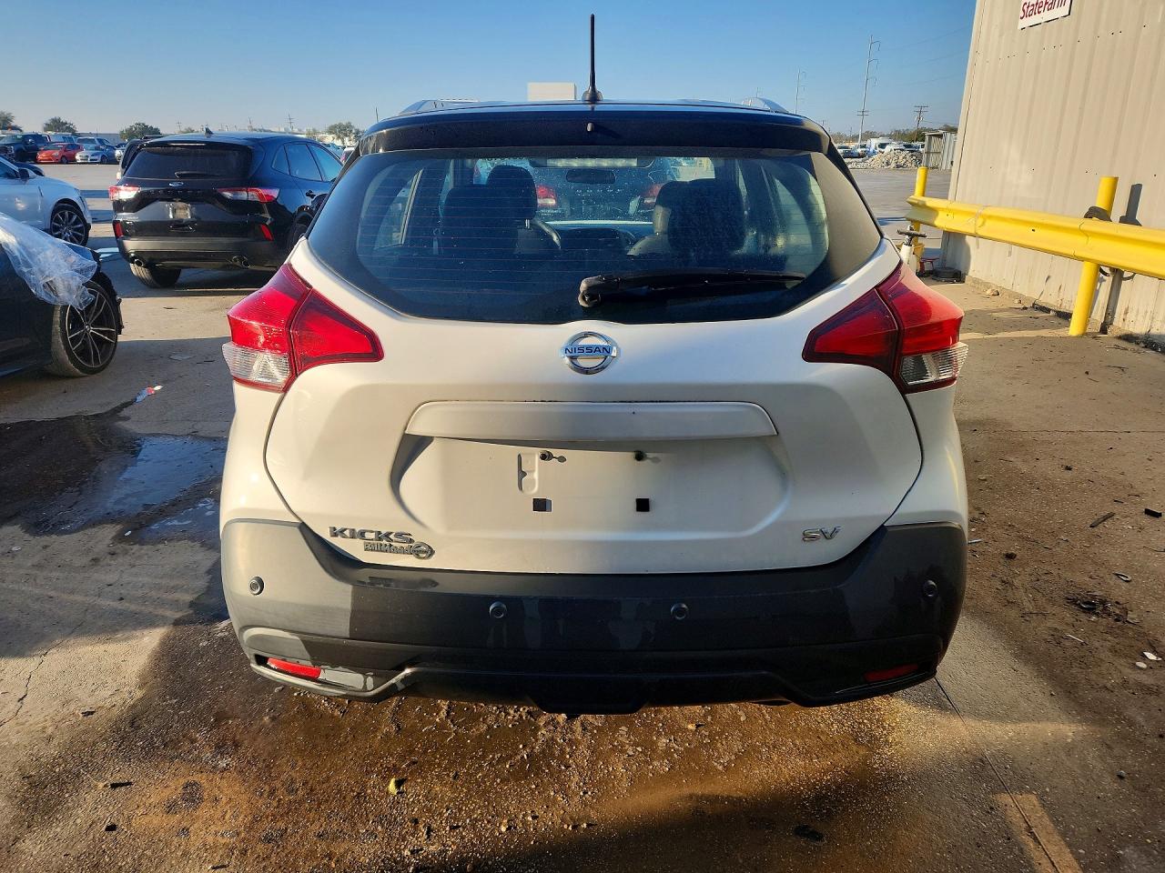 2020 NISSAN KICKS SV photo 11