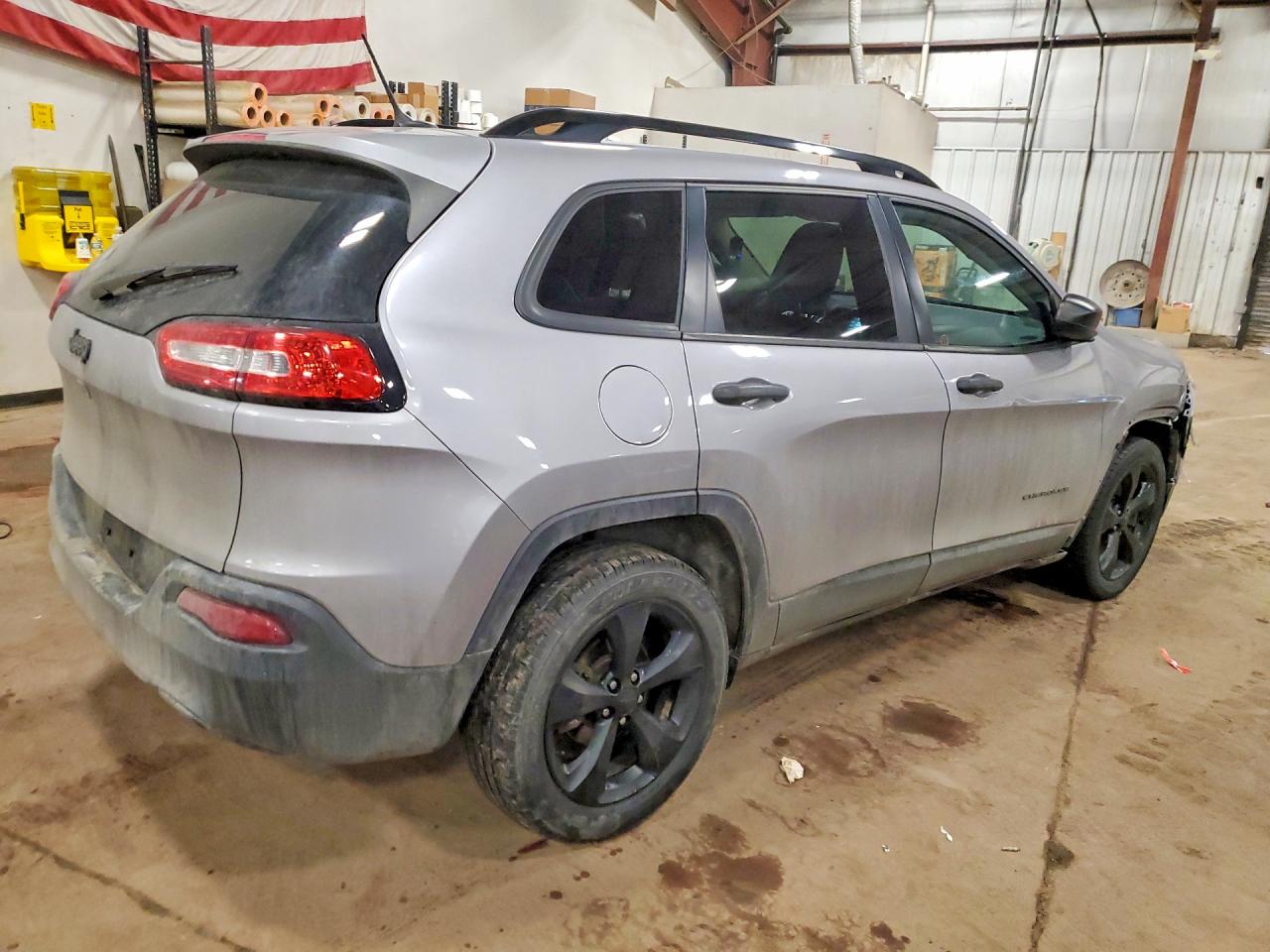 2018 JEEP CHEROKEE SPORT photo 3