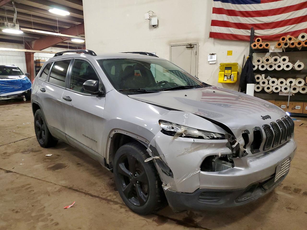 2018 JEEP CHEROKEE SPORT photo 4