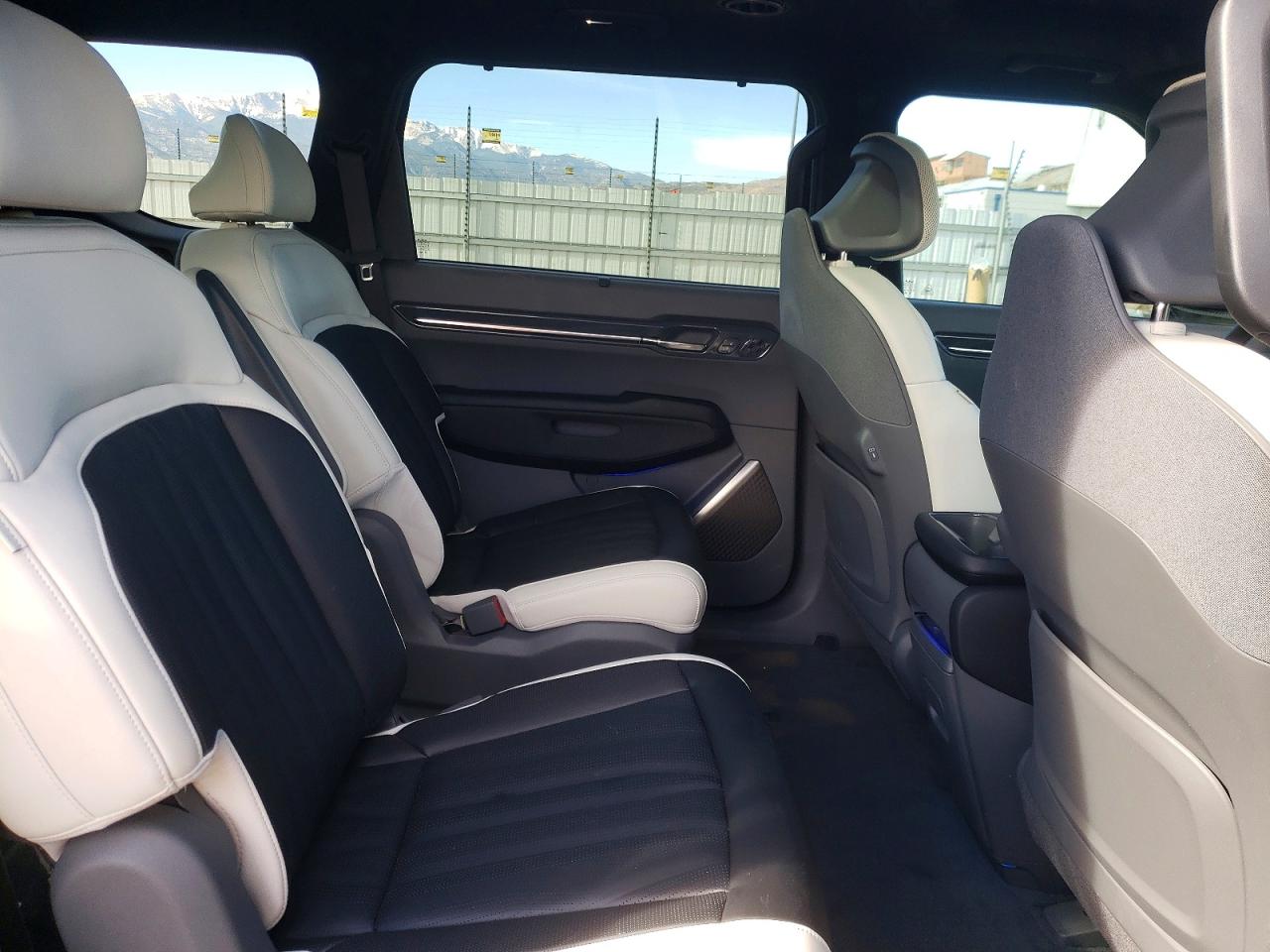 2024 KIA EV9 GT LINE photo 19
