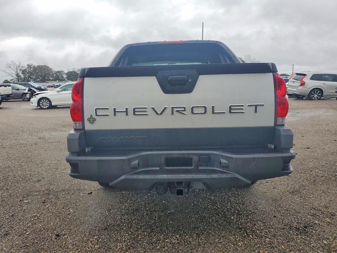 2004 CHEVROLET AVALANCHE C1500 photo 6