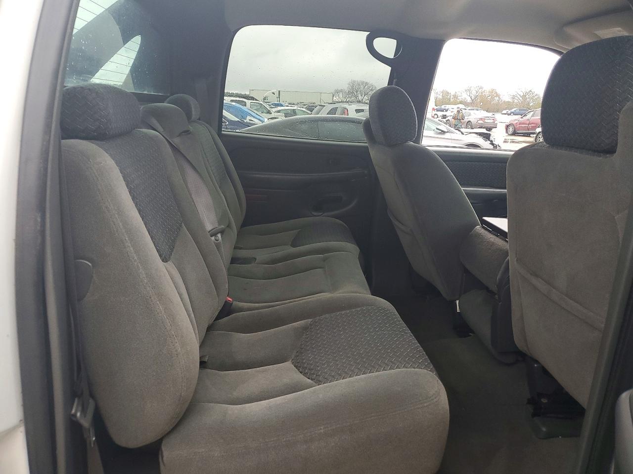 2004 CHEVROLET AVALANCHE C1500 photo 10
