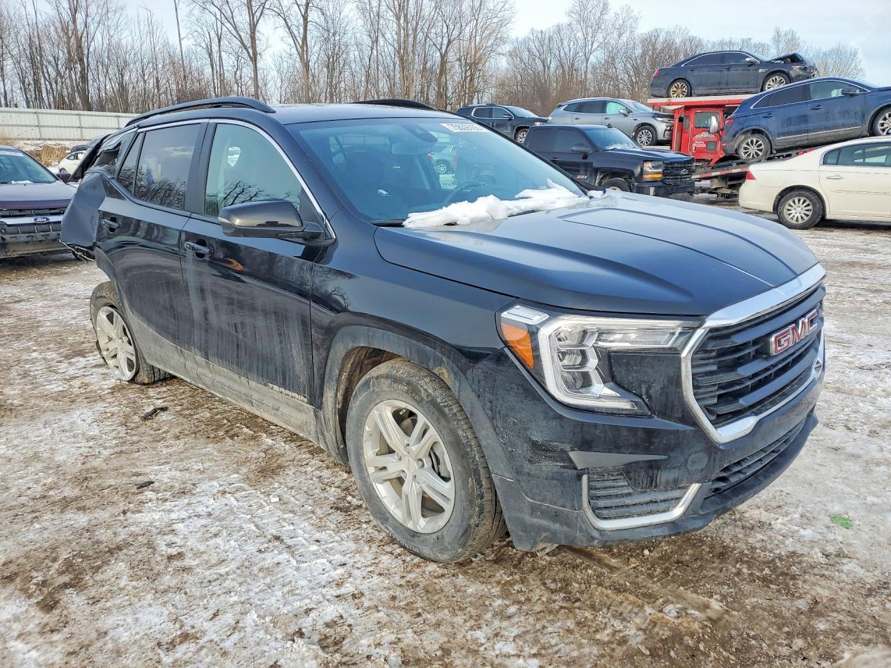 2024 GMC TERRAIN SLE photo 7