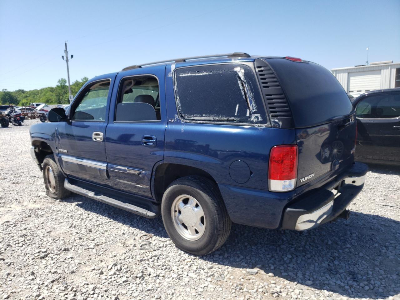 2003 GMC YUKON photo 2