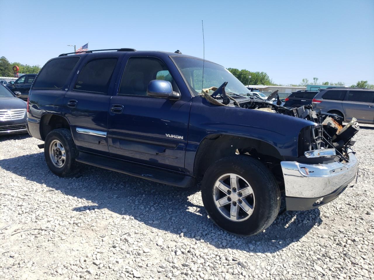 2003 GMC YUKON photo 4