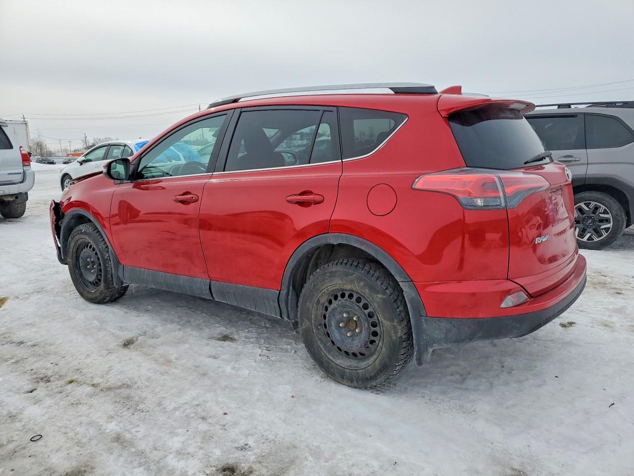 2017 TOYOTA RAV4 LE photo 4