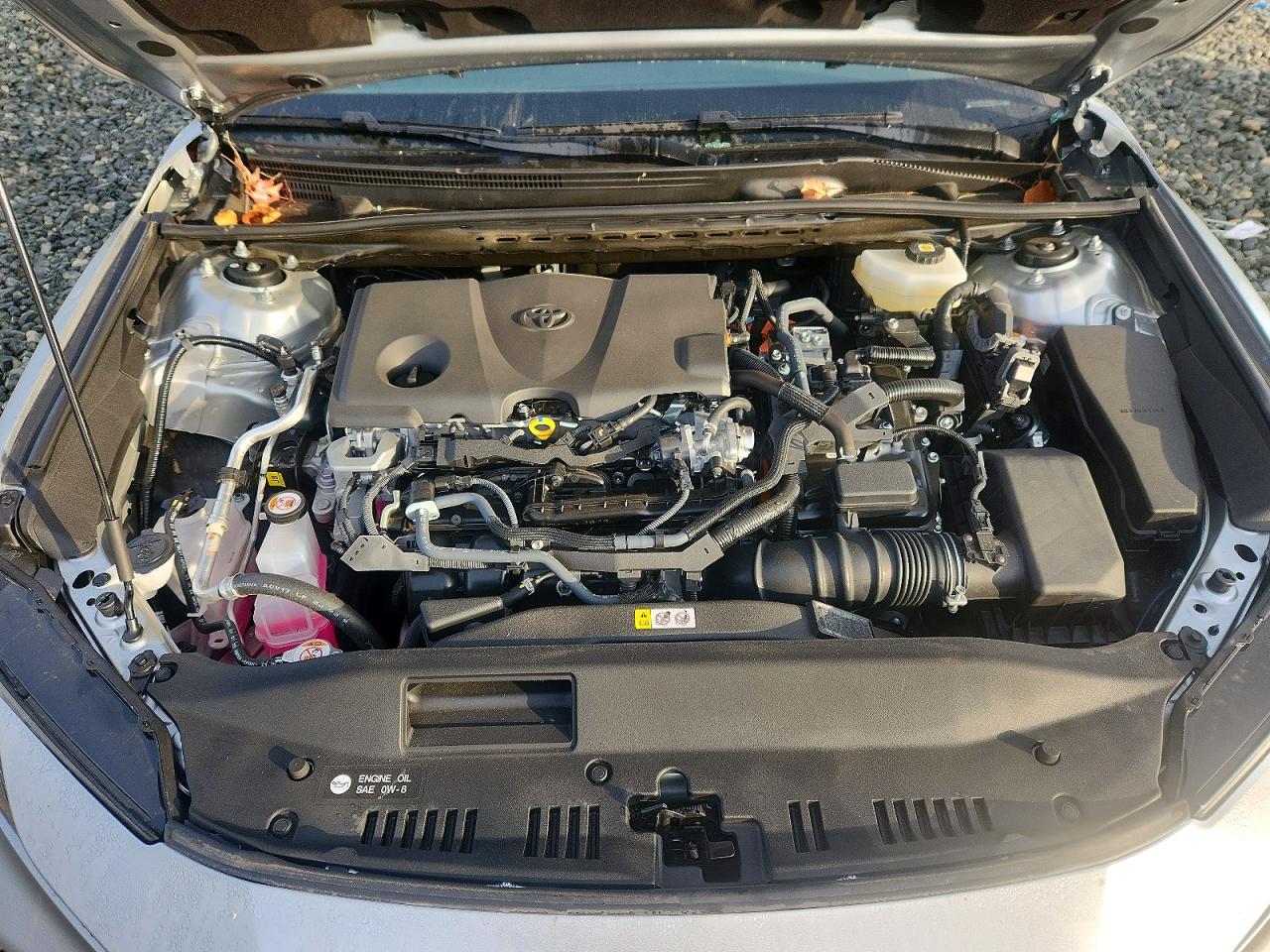 2025 TOYOTA CAMRY photo 11
