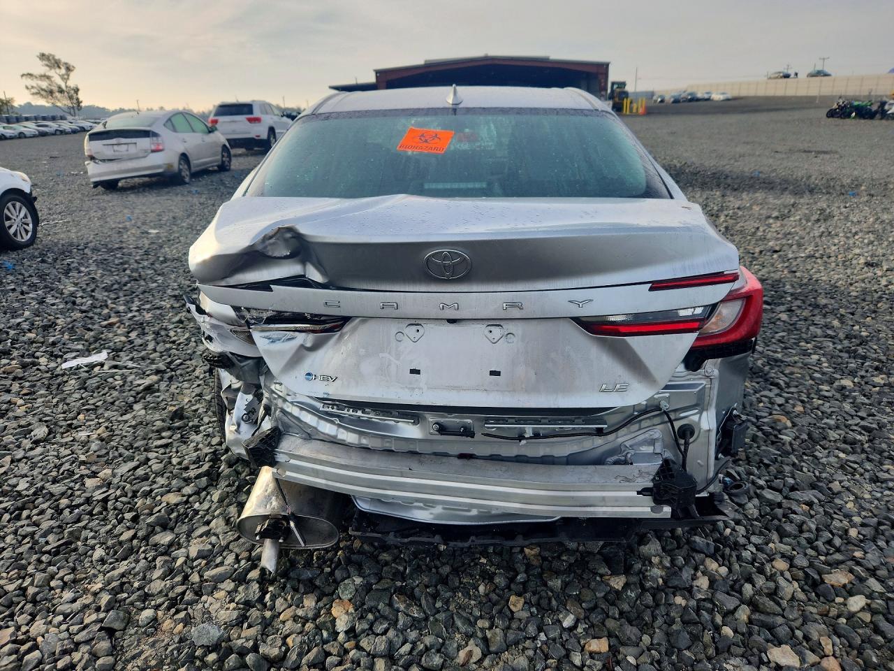 2025 TOYOTA CAMRY photo 6