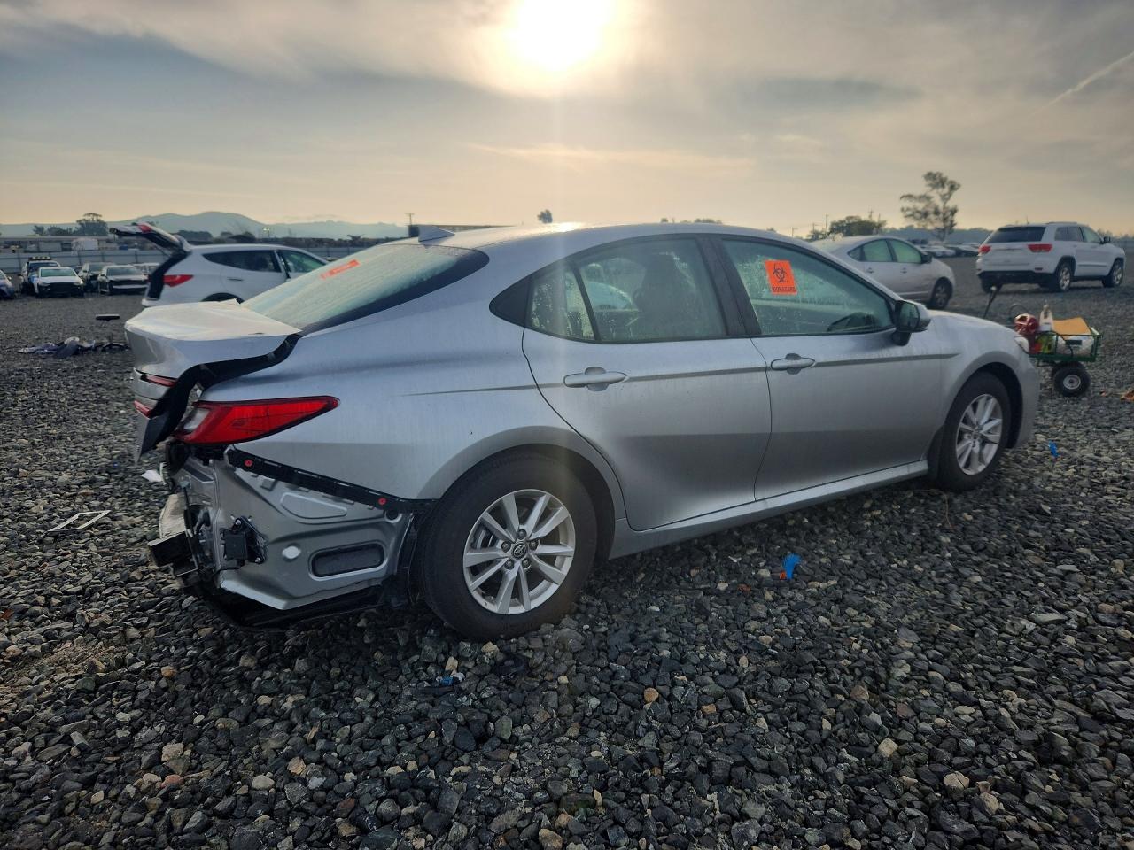 2025 TOYOTA CAMRY photo 3