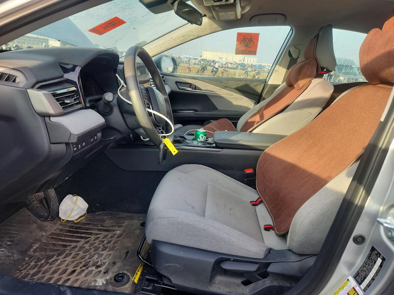 2025 TOYOTA CAMRY photo 7