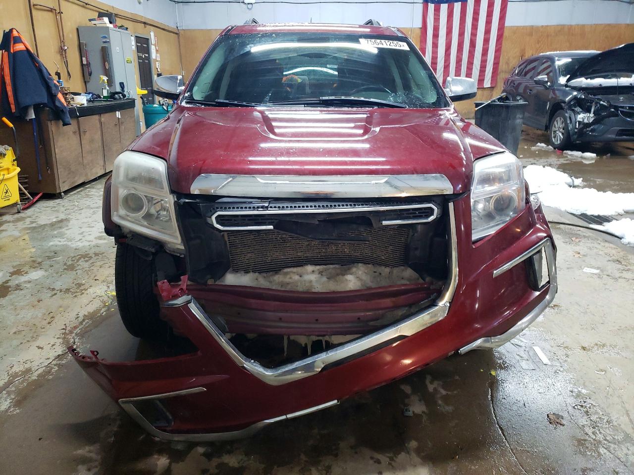 2017 GMC TERRAIN SLT photo 9