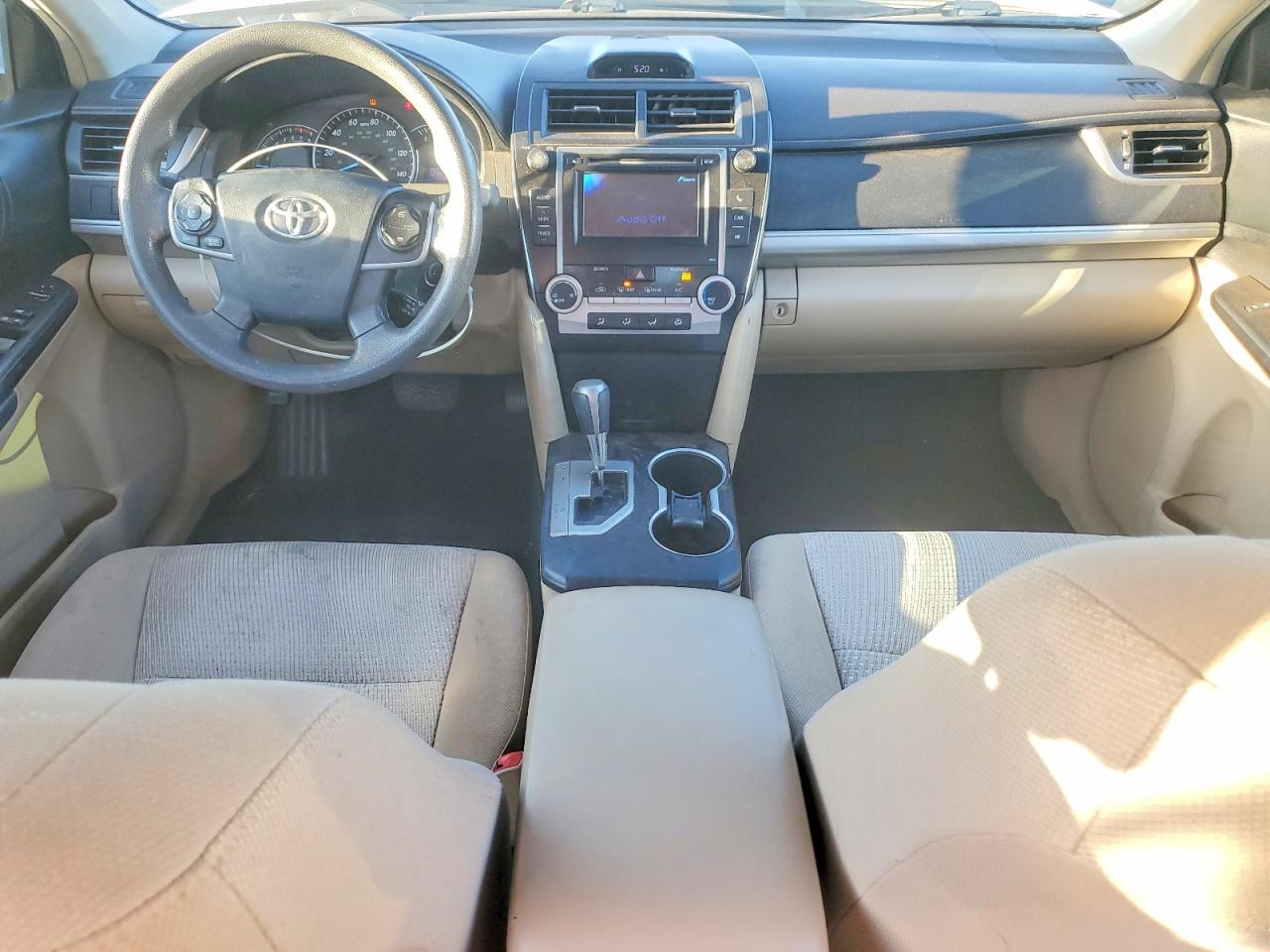 2012 TOYOTA CAMRY LE photo 15