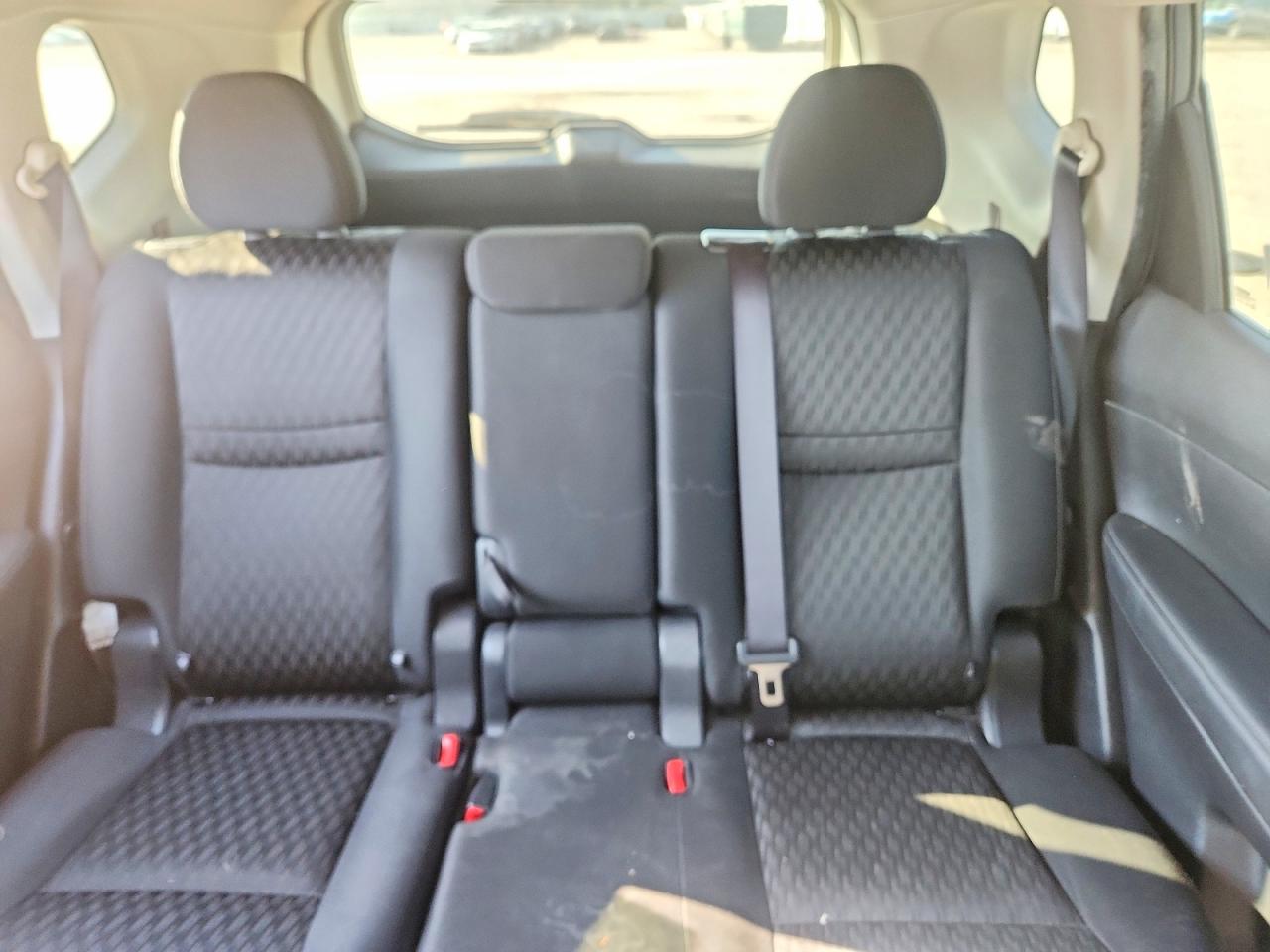 2019 NISSAN ROGUE S photo 28