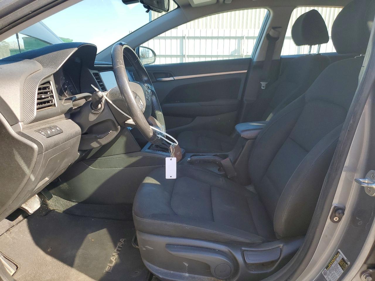 2019 HYUNDAI ELANTRA SEL photo 7