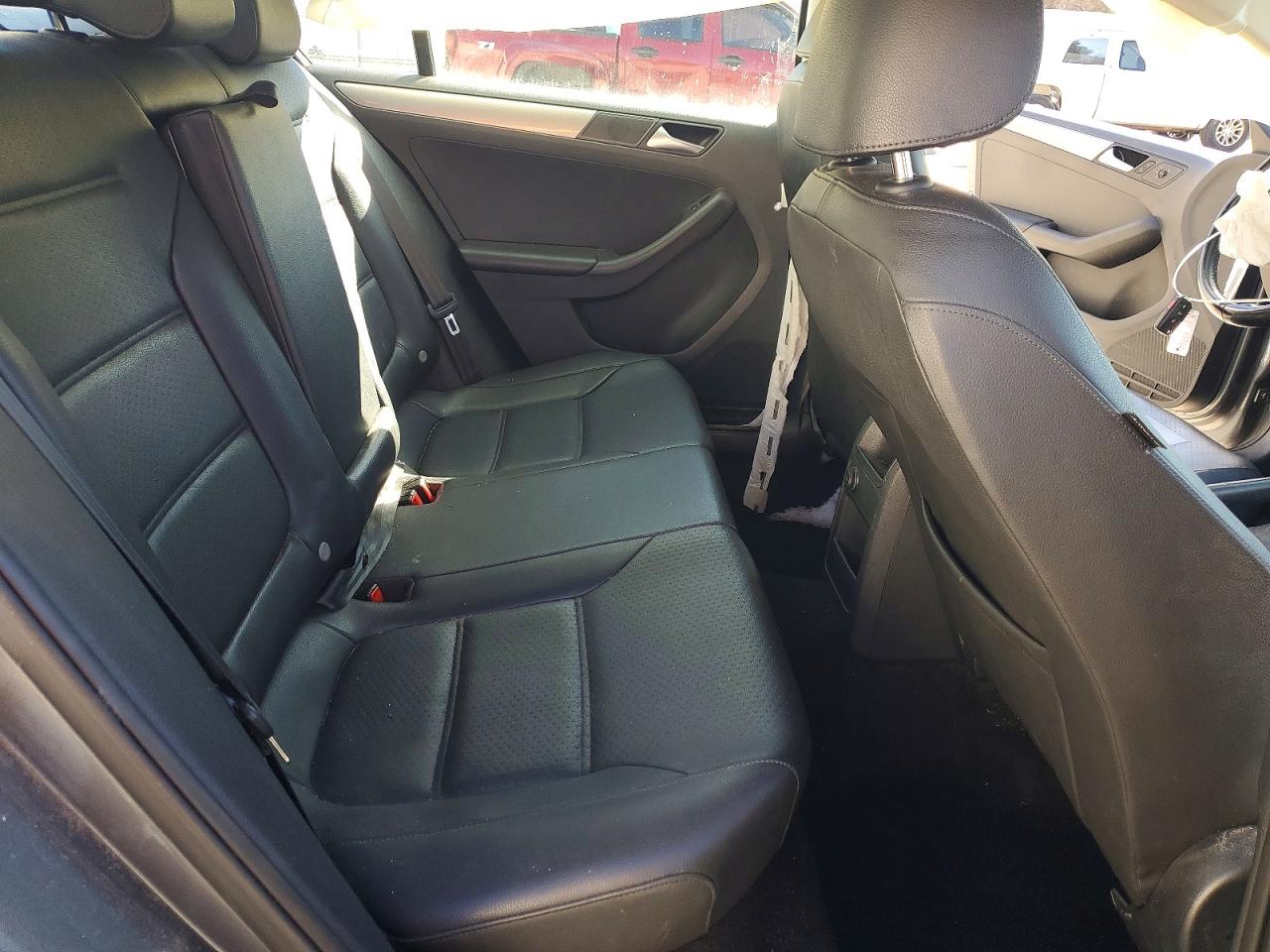 2016 VOLKSWAGEN JETTA SE photo 10