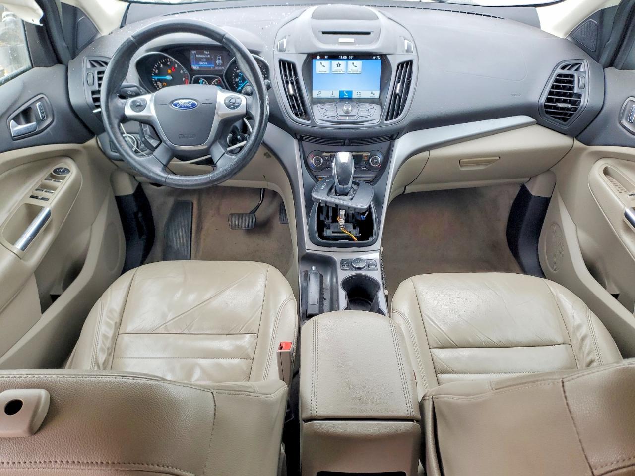 2016 FORD ESCAPE SE photo 8