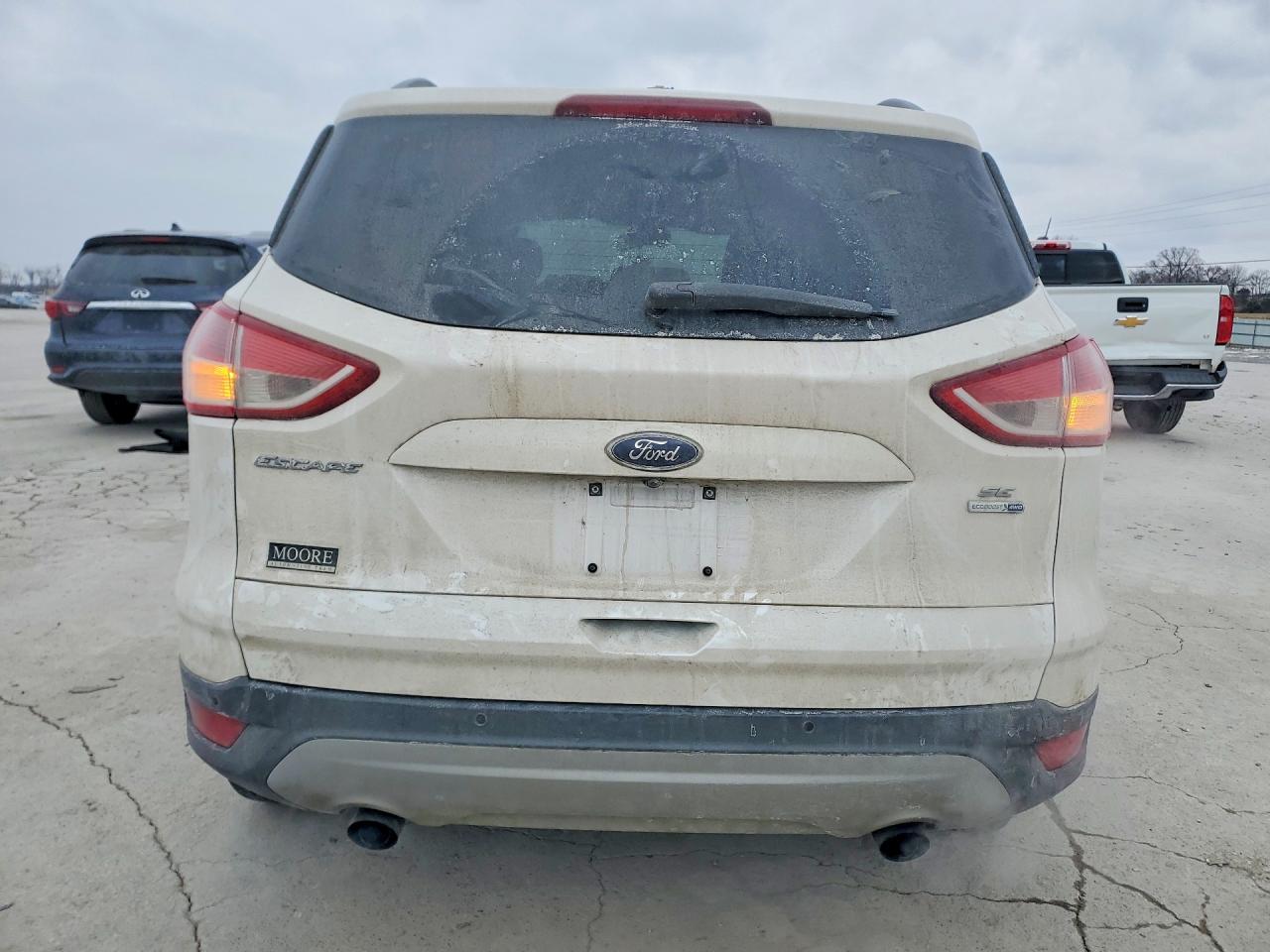 2016 FORD ESCAPE SE photo 6
