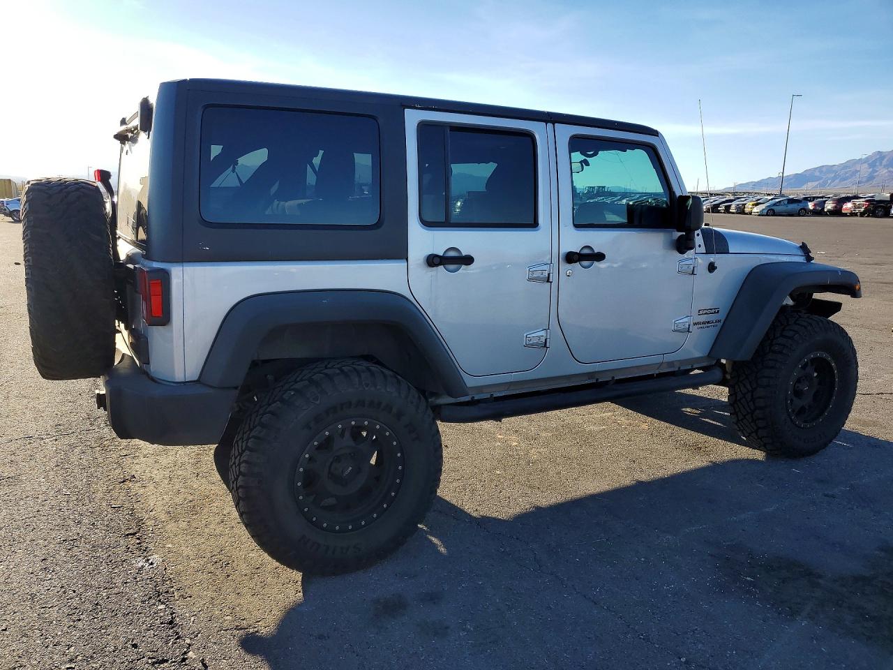 2011 JEEP WRANGLER UNLIMITED SPORT photo 3