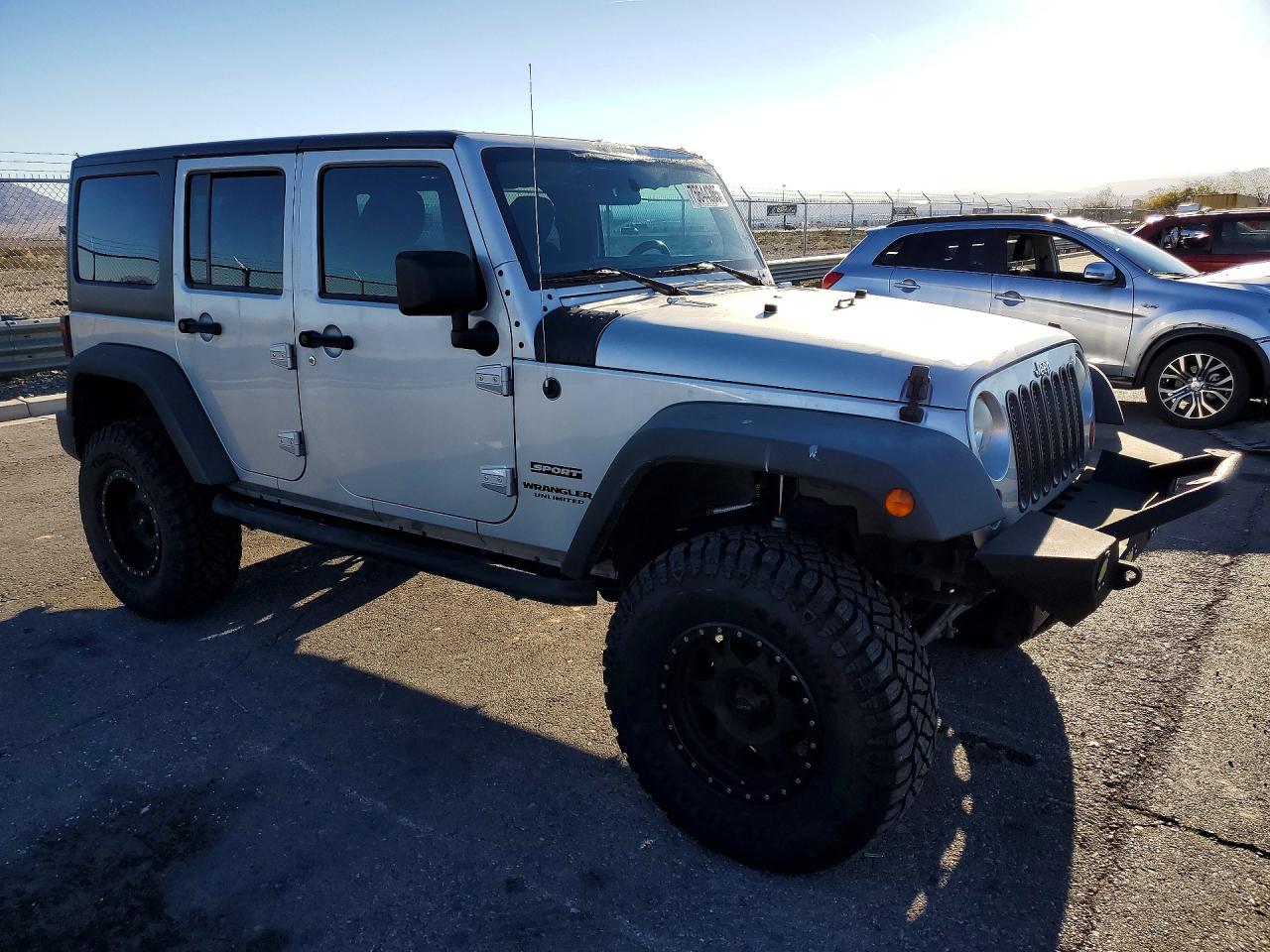 2011 JEEP WRANGLER UNLIMITED SPORT photo 4