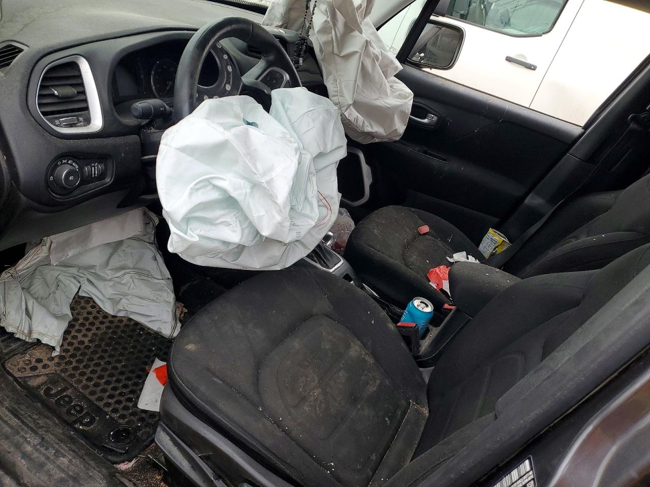 2019 JEEP RENEGADE LATITUDE photo 15