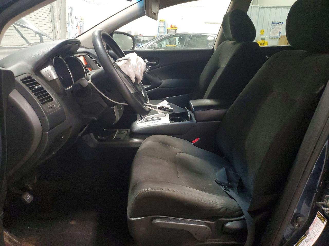 2014 NISSAN MURANO S photo 19