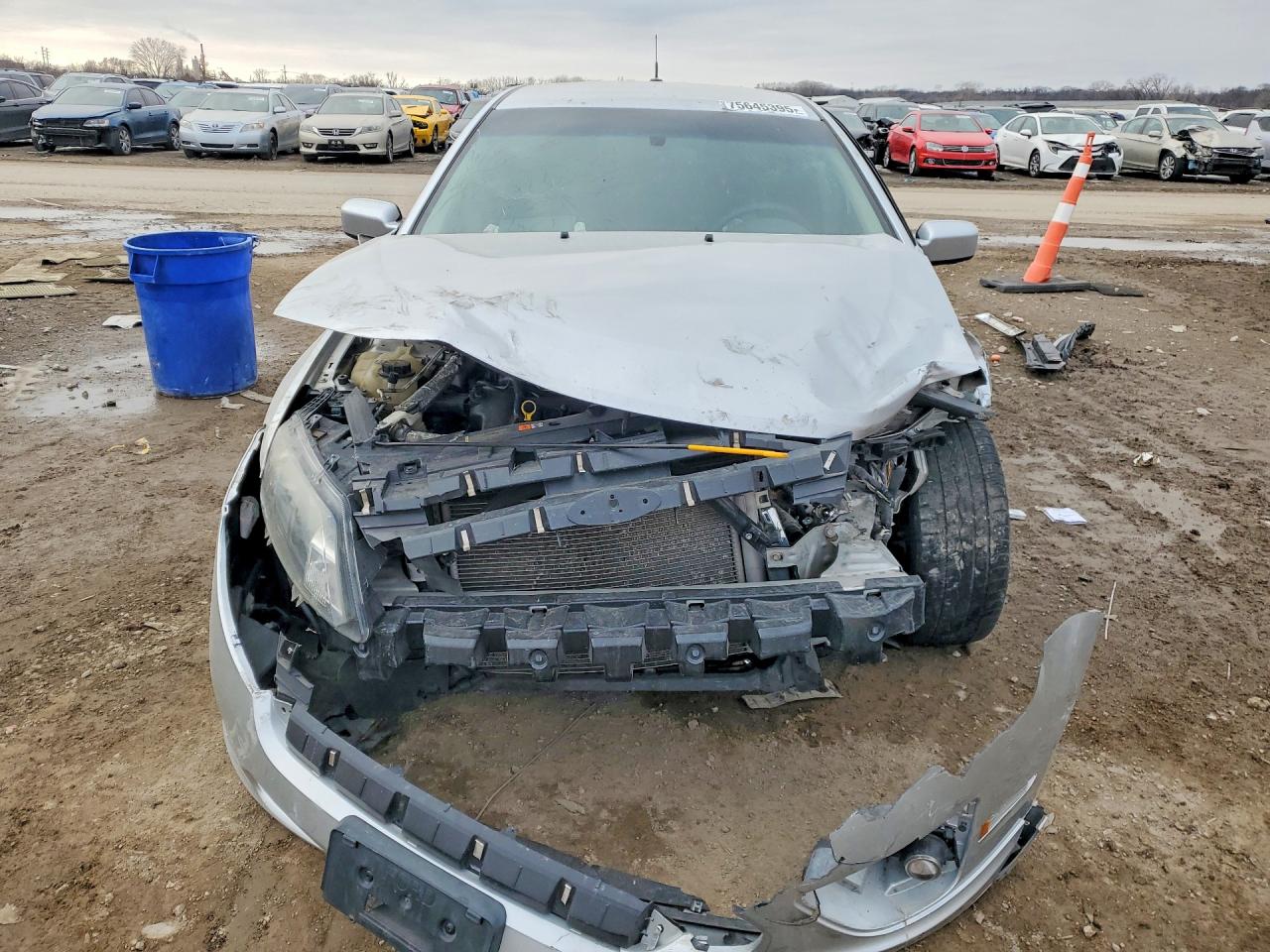 2012 FORD FUSION SE photo 5