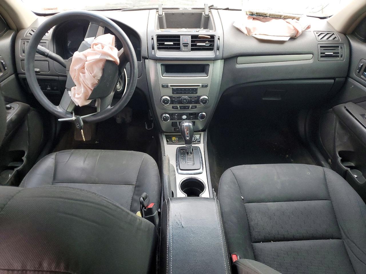 2012 FORD FUSION SE photo 8
