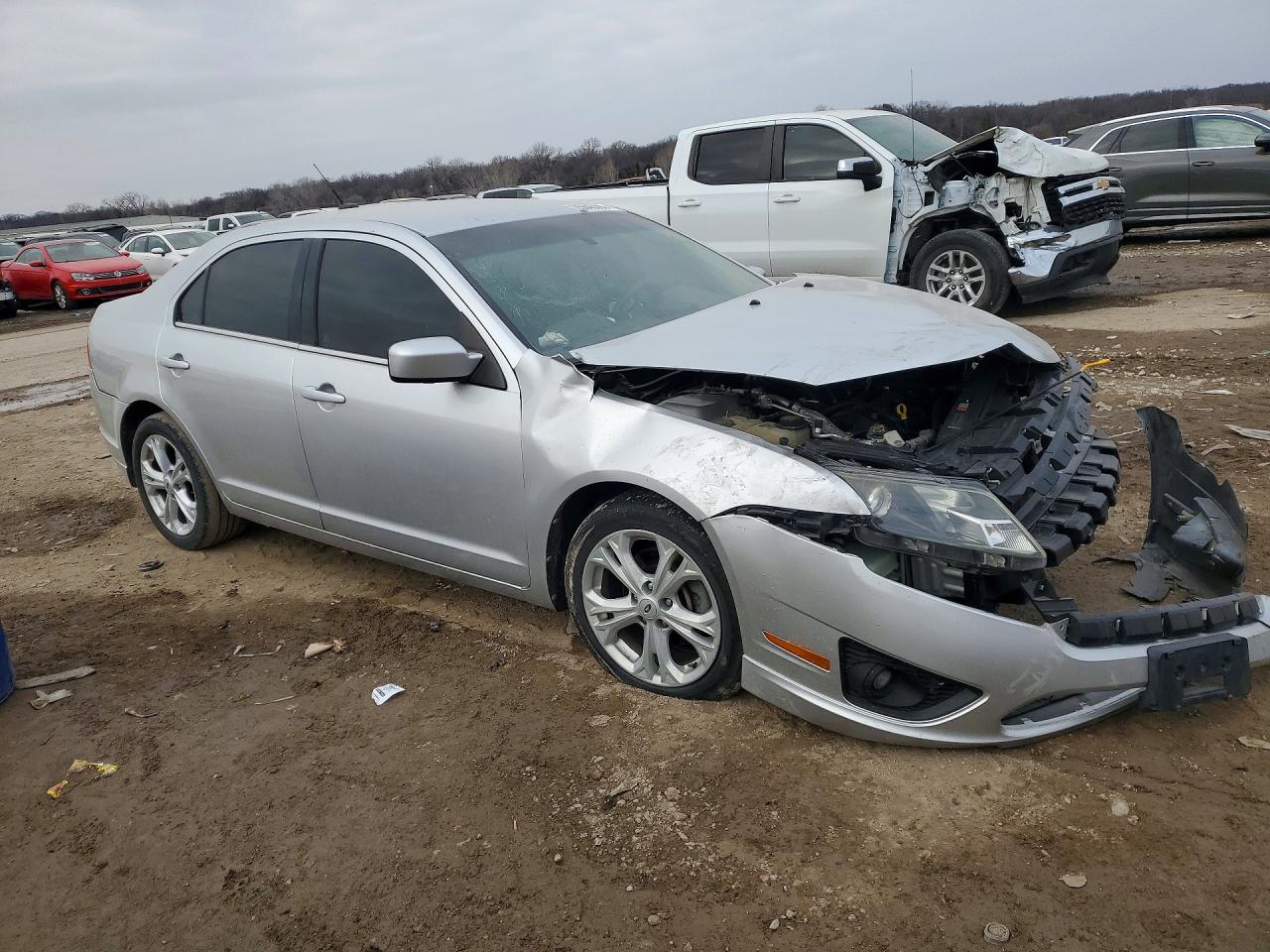 2012 FORD FUSION SE photo 4