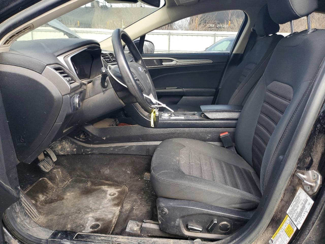 2019 FORD FUSION SE photo 7