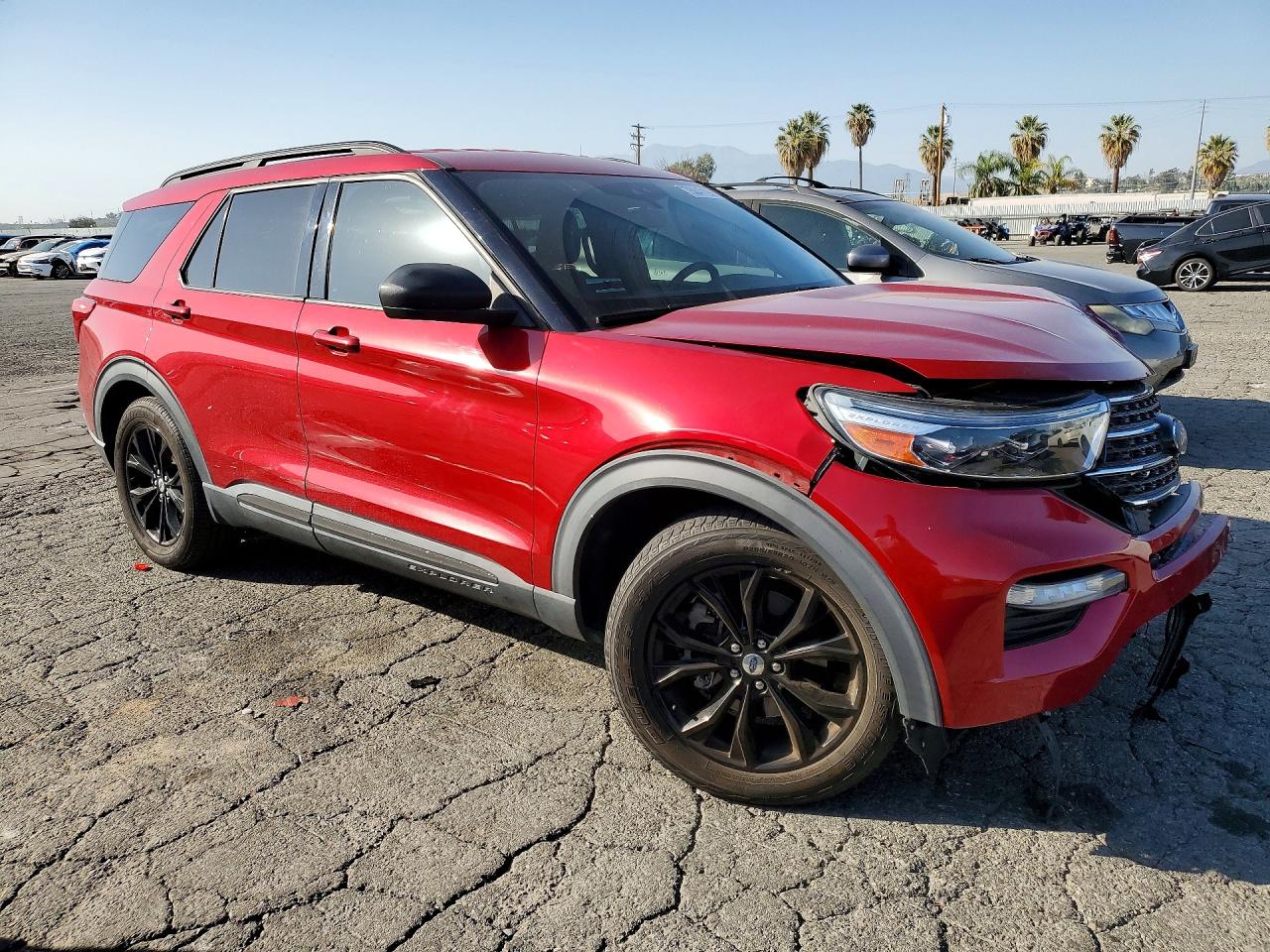 2020 FORD EXPLORER XLT photo 10