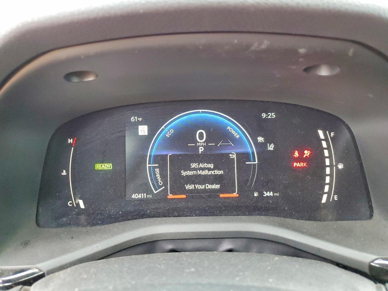 2025 TOYOTA CAMRY XSE photo 9