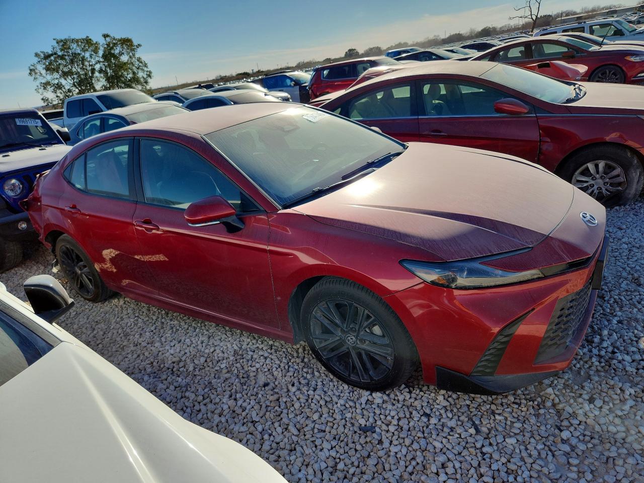 2025 TOYOTA CAMRY XSE photo 4